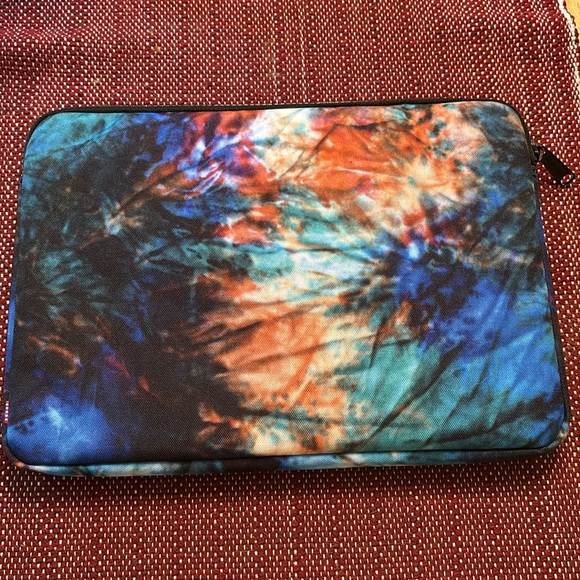 NWOT Herschel Anchor Laptop Sleeve Summer Tie Dye - Picture 7 of 7